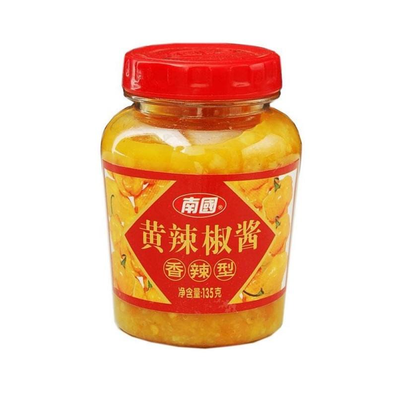 海南特产 南国 黄辣椒酱 香辣型 135克 /Gelbe Chilisauce scharf 135g NANGUO